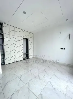 5bdrm Duplex in Startime Estate Ago for sale