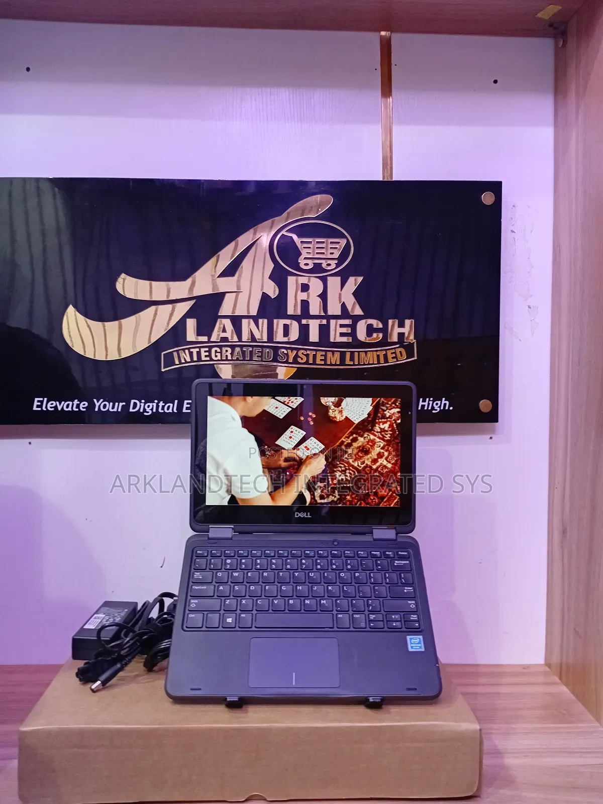 Laptop Dell Latitude ST 8GB Intel Pentium SSD 256GB