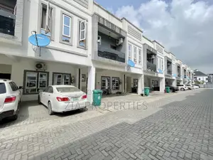 3bdrm Townhouse / Terrace in Lekki for rent