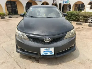 Toyota Camry SE Sport 4dr Sedan (2.5L 4cyl 6A) 2014 Black