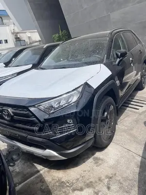 New Toyota Urban Cruiser 2025 Blue