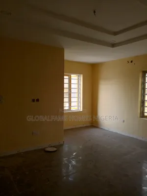 3bdrm Block of Flats in Secured And Call In, Awoyaya for rent