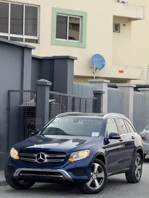 Mercedes-Benz GLC-Class 2016 Blue
