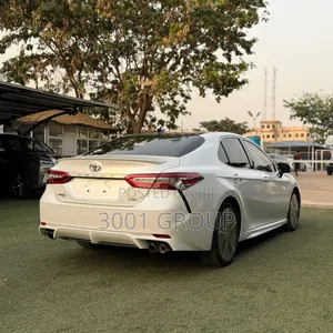 Toyota Camry XSE V6 FWD 2020 White