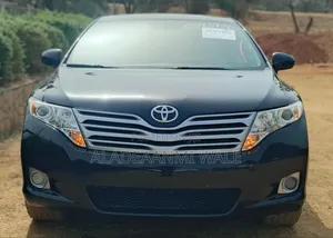 Toyota Venza XLE 2010 Black
