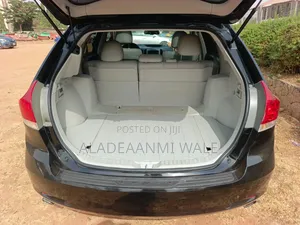 Toyota Venza XLE 2010 Black