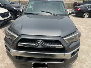 Toyota 4-Runner 2011 Gray