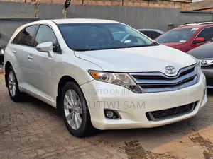Toyota Venza Limited 2015 White