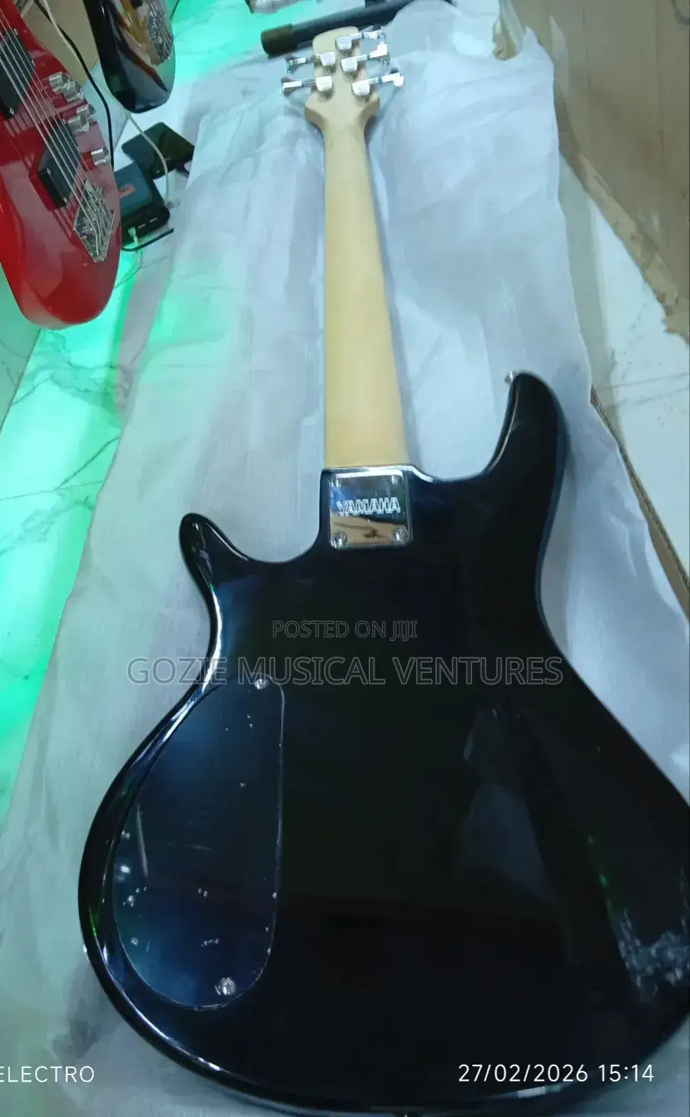 Yamaha Passive Bass Guitar Five Strings