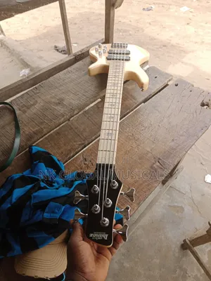 Ibanez 5 Strings Bass Guitar Active