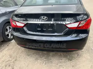 Hyundai Sonata 2011 Black