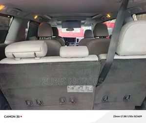Toyota Sienna 2014 Silver