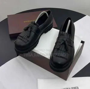 High Quality Latest Design of Men's Tie Flat Shoes