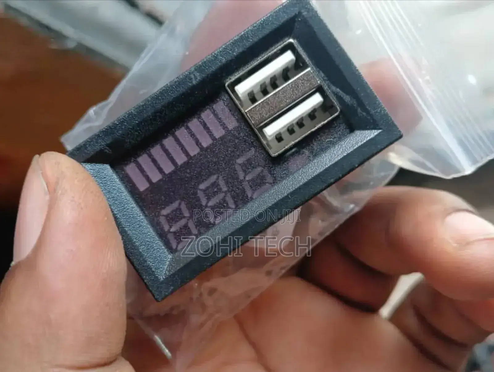 Digital Battery Display Meter