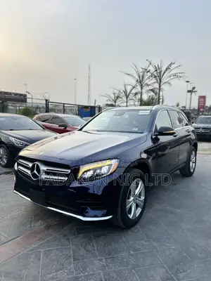 Mercedes-Benz GLC-Class 2016 Blue