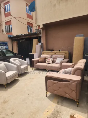 High Quality Luxury 7 Seaters Sofa Chair.