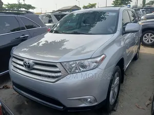 Toyota Highlander Limited 2012 Silver