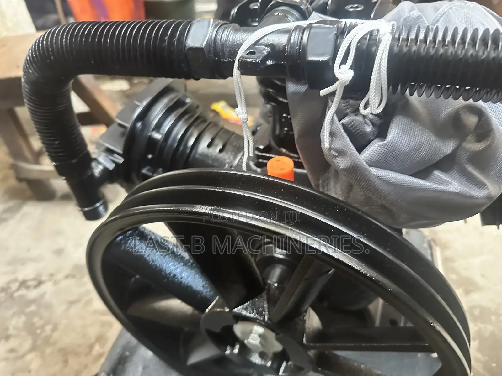 7.5hp Piston Type Air Compressor.