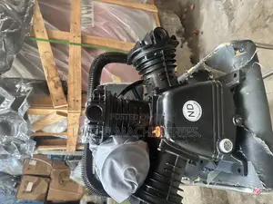 7.5hp Piston Type Air Compressor.