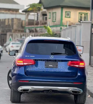 Mercedes-Benz GLC-Class 2016 Blue