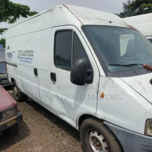 Peugeot Boxer 2005 White