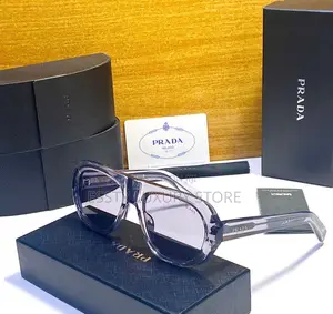 High Quality Luxury Prada Glasses