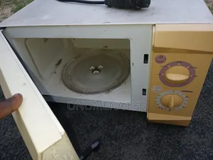 Microwave Oven