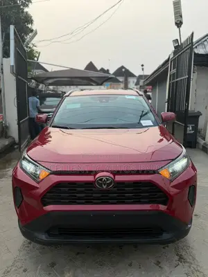 Toyota RAV4 LE 2021 Red