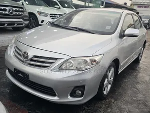 Toyota Corolla 2012 Silver