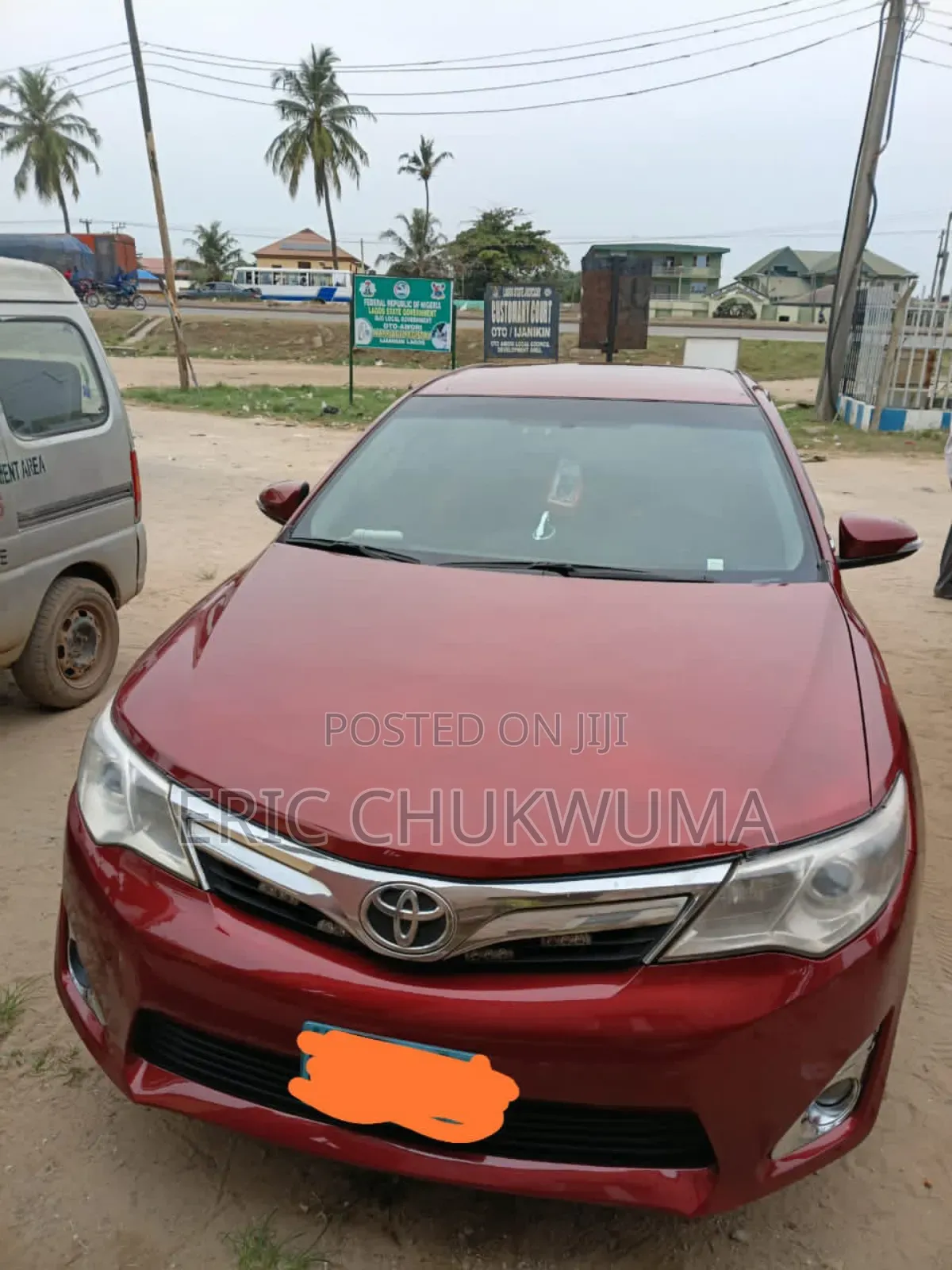 2013 Toyota Camry SE 4dr Sedan (2.5L 4cyl 6A) - Image 1