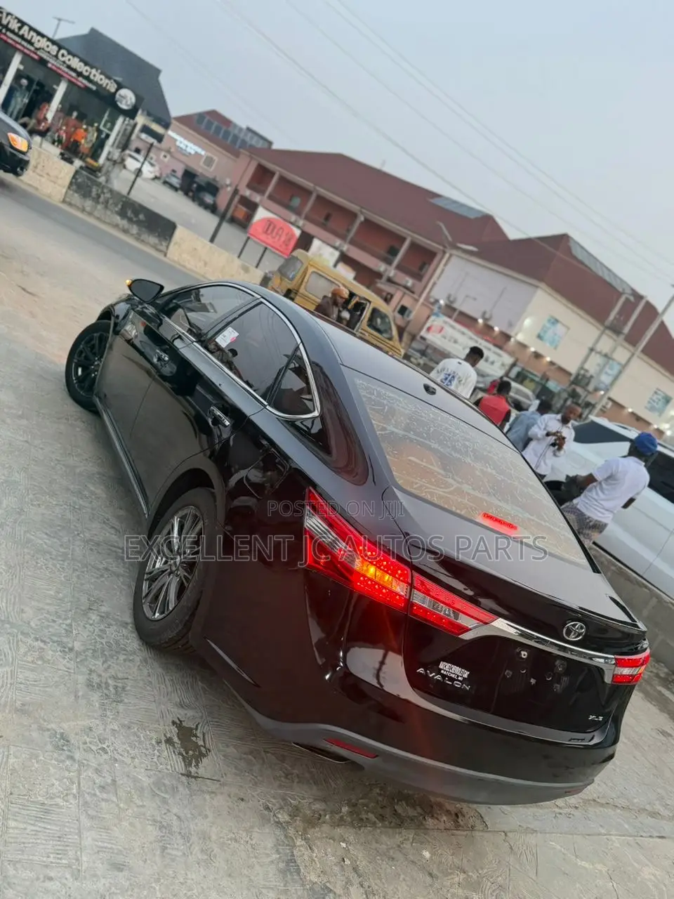 Toyota Avalon 2014 Black