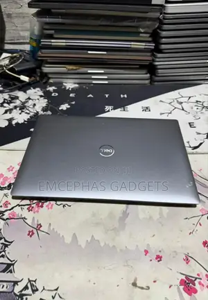 Laptop Dell Precision 5470 32GB Intel Core i7 SSD 512GB