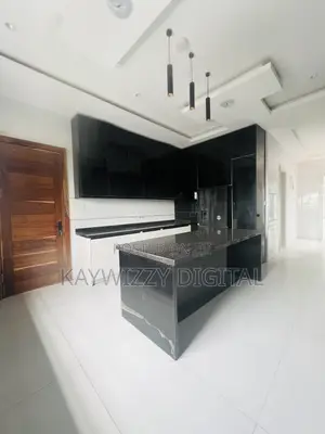 5bdrm Duplex in Royal Garden Estate, Off Lekki-Epe Expressway for sale