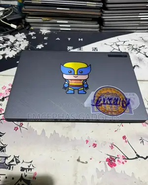Laptop Asus ROG Zephyrus G16 16GB Intel Core i7 SSD 512GB