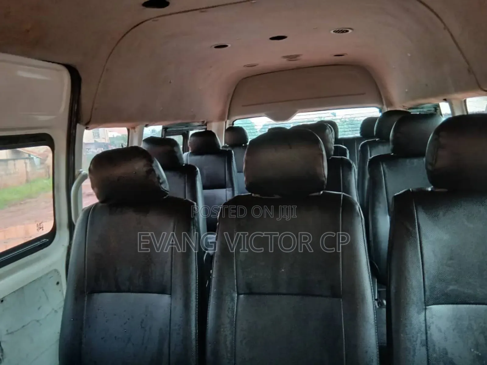 Toyota HiAce 2015 White