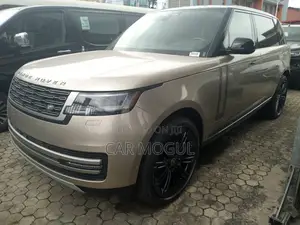 New Land Rover Range Rover Vogue 2025 Gold