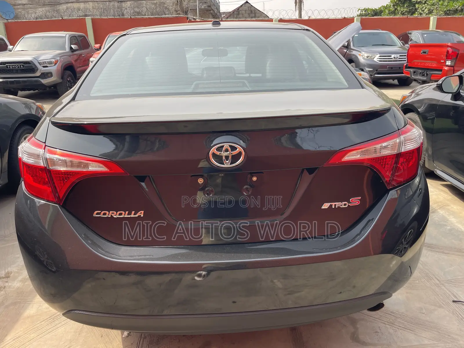 Toyota Corolla 2015 Black