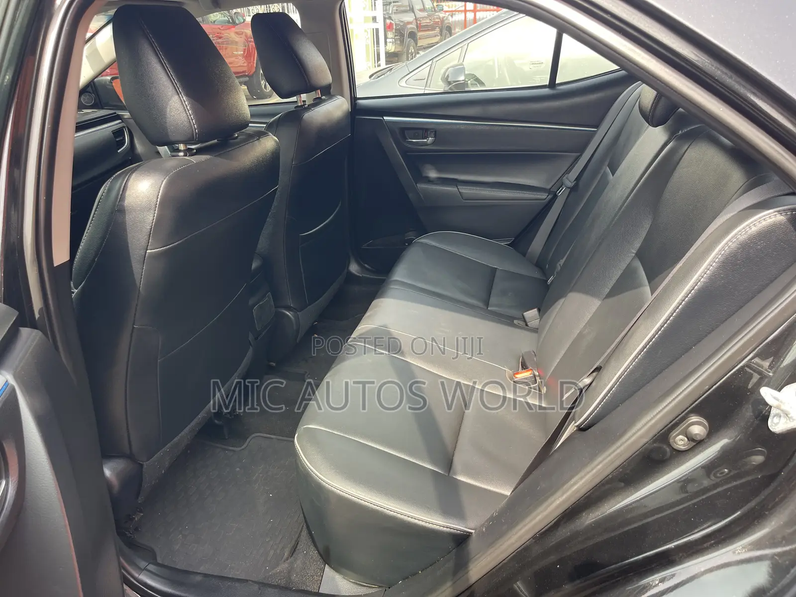 Toyota Corolla 2015 Black