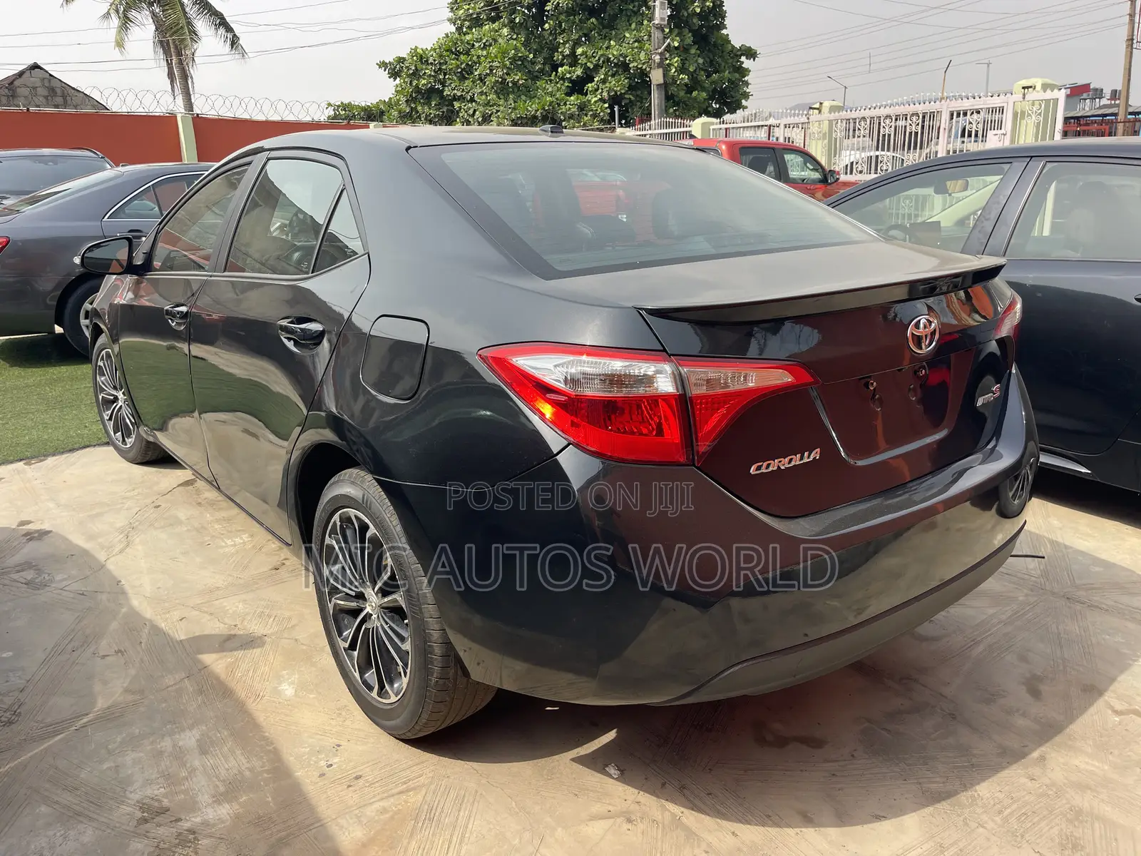 Toyota Corolla 2015 Black