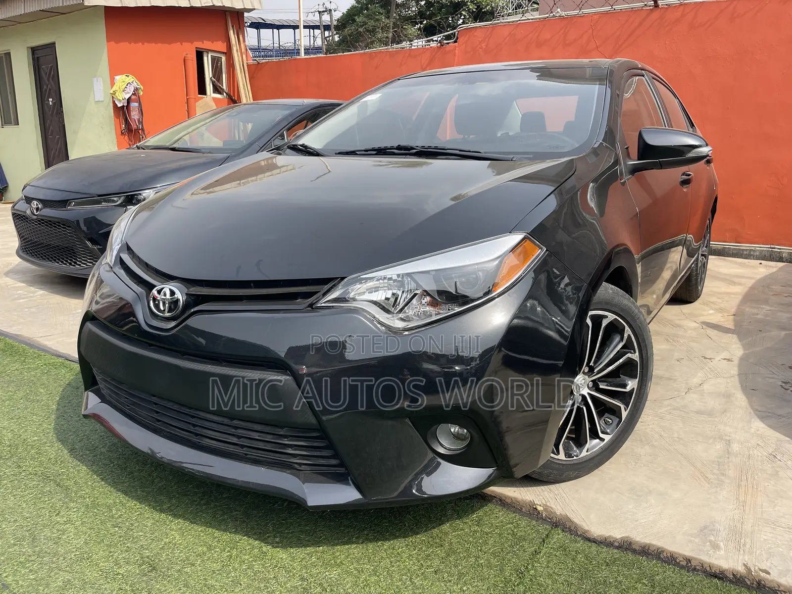 Toyota Corolla 2015 Black