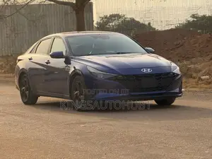Hyundai Elantra SE 2021 Blue
