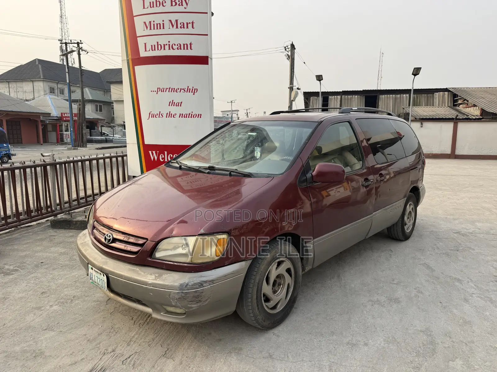 2002 Toyota Sienna CE