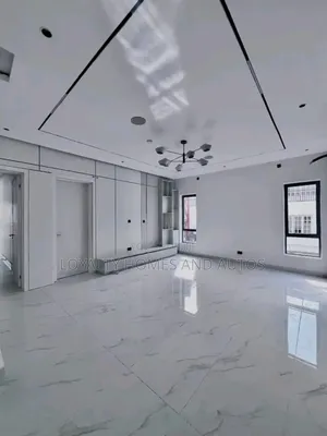 5bdrm Duplex in Lekki Phase 1 for sale