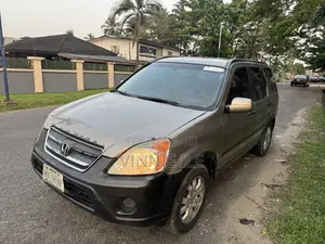 Honda CR-V Automatic 2005 Brown