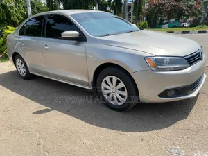 Volkswagen Jetta 2014 Gold