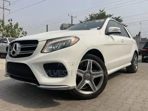 Mercedes-Benz GLE-Class GLE 350d 4MATIC 2016 White