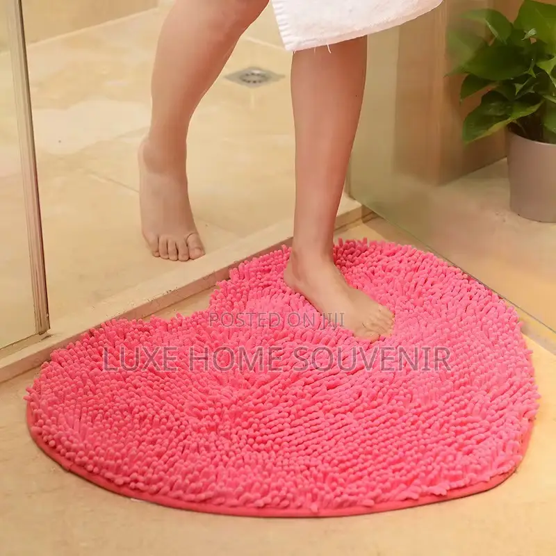 Heart Shape Shaggy Mat