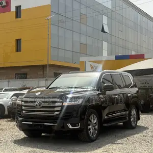 Toyota Land Cruiser 2014 Black
