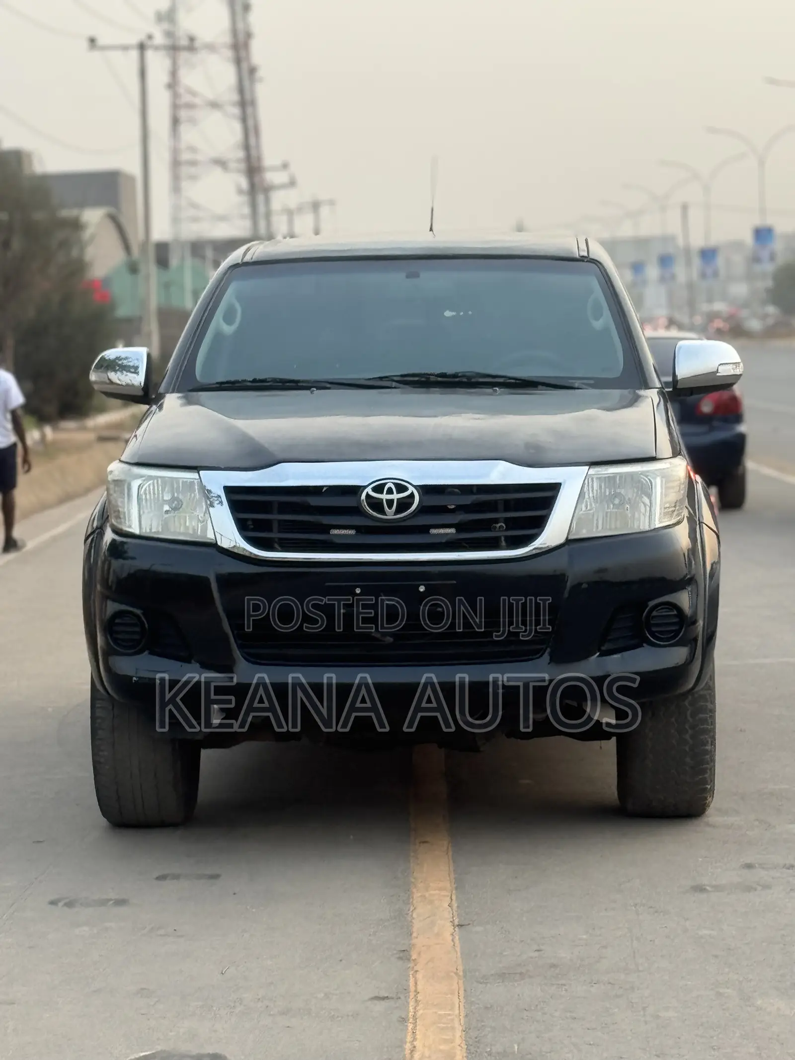 Toyota Hilux 2013 Black