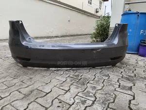 Toyota Venza 2007 - 2012 Back Bumper